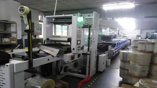 Shanghai printers install DINGYU Non-stop printing system in batches